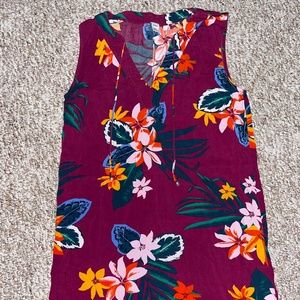 Women’s flower print sleeveless dress